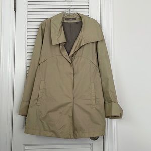 Urbahia short trench coat. Taupe, UK 12, FR 42